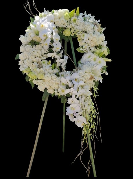 Pure Elegance Wreath