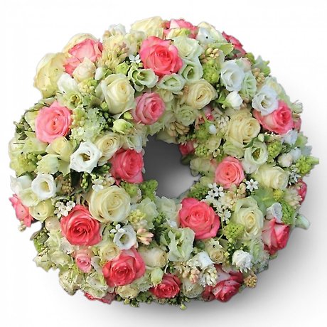 Coral melody wreath