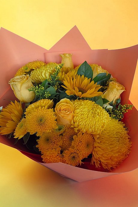 Sunshine Blossoms bouquet
