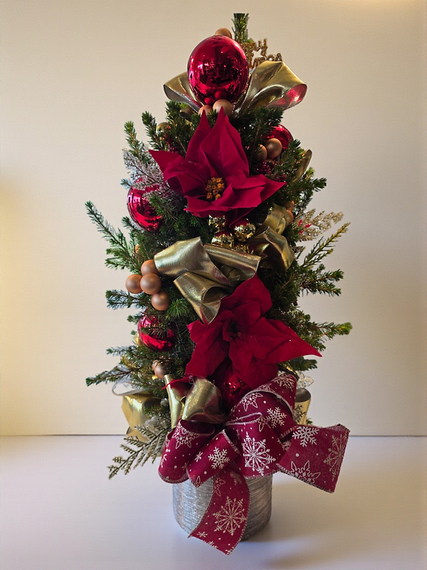 Santa baby live tree