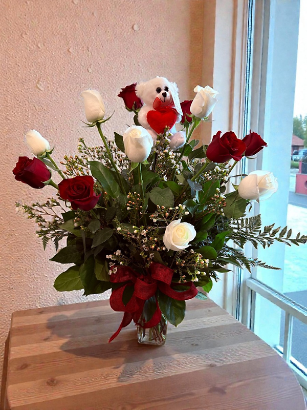 Love teddy bear rose arrangement